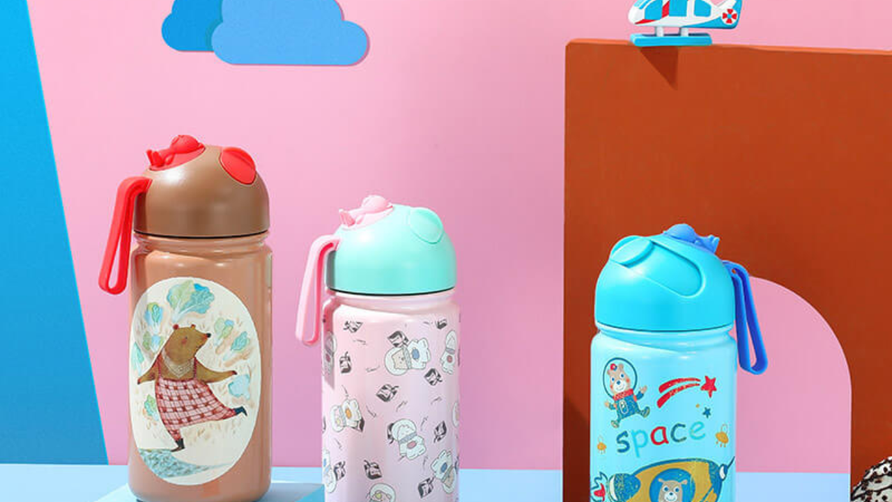 How Schools and Camps Can Source Safe Water Bottles in Bulk